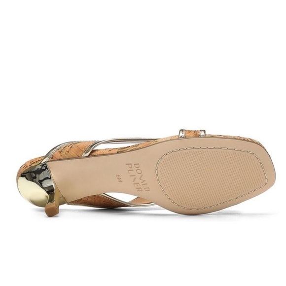 Donald Pliner Cassia Kitten Heel Gold Cork Neutral Low Heel Sandal Size 7 - Picture 8 of 10